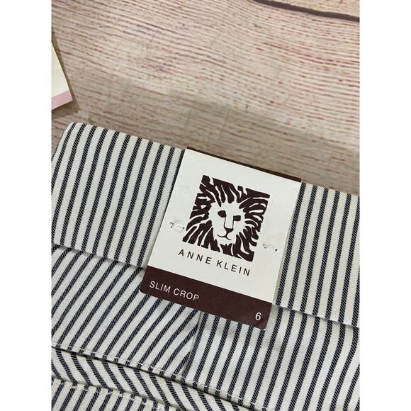 NWT Anne Klein Women's Stripe Slim Crop Casual Pants - 6 - Picture 13 of 13